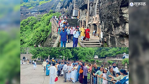 Aurangabad tourists vist Ajanta Caves