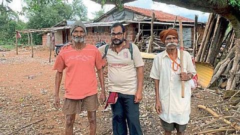 Amar Adake writes his tour experience of Morjai Ashok s home for tourist