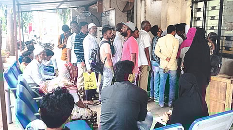 The crowd outside the State Bank in Malegaon did not go away
Online banking transactions still queue