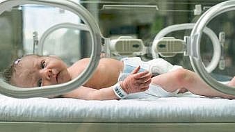 नवजात बालकांना श्‍वास देणारे ‘सान्स’