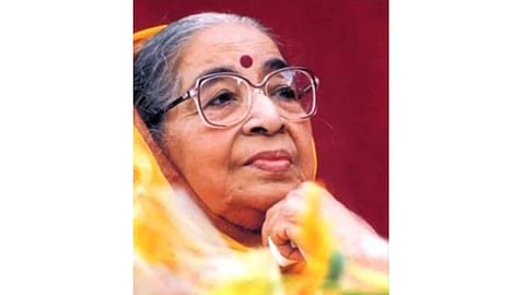Shanta Shelke 