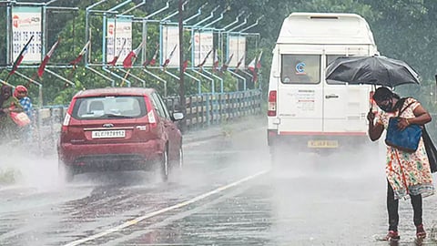 Rain Update: राज्यात पुन्हा पाऊस सक्रीय होणार; आज 'या' जिल्ह्यांना पावसाचा यलो अलर्ट