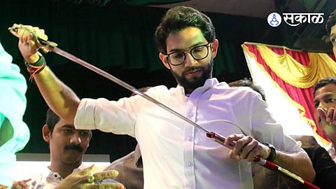  Aditya Thackeray 