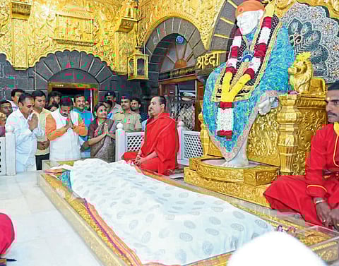 Forest Minister on Munganti