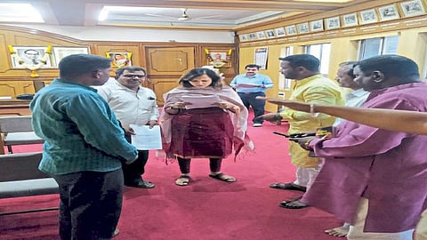 notice issued by Municipal Corporation for demolition of Chimney of Sri Siddheshwar Sugar Factory should cancelled solapur