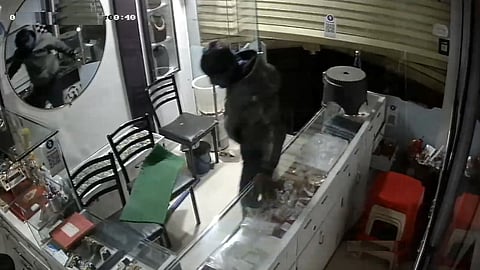 Jewellers shop broken