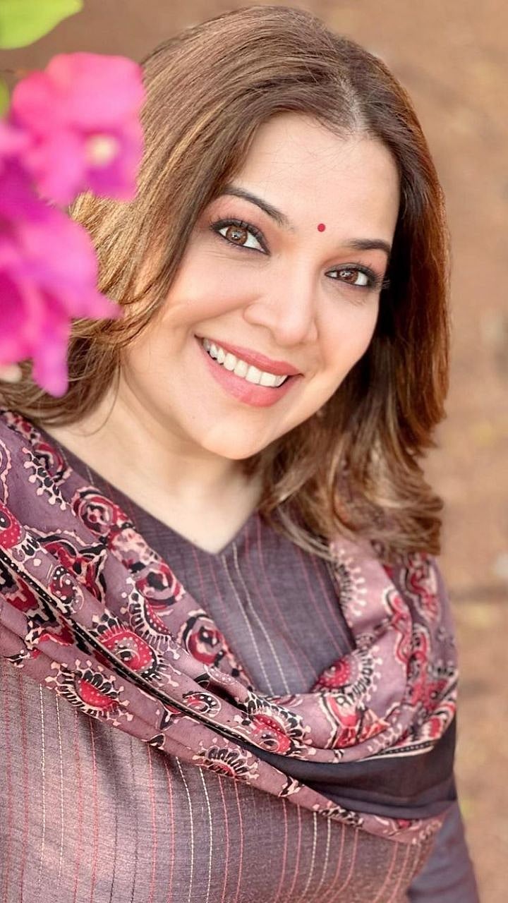 Shilpa Tulaskar: वय वाढलं की सौंदर्यही वाढतं.. हे शिल्पाला पाहून कळतं..