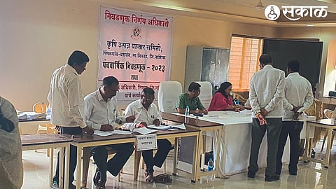 The ongoing process of withdrawal of candidates for the market committee elections here.