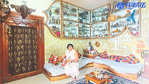 mansion built in flat in Indiranagar Sights of tribal culture on walls