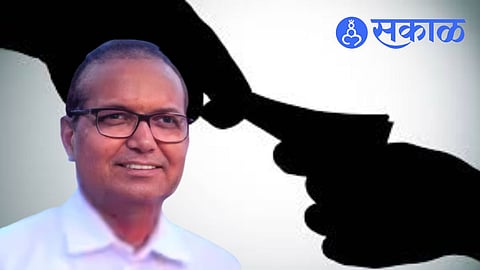 Dhule MIDC:एक कोटींच्या लाच प्रकरणातील आरोपी अभियंता गणेश वाघ 'फरार', ACBकडून लुक आऊट नोटीस जारी