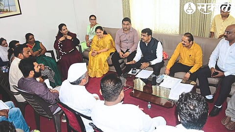 Shiv Sena's Shinde group secretary Bhausaheb Chaudhary along with office bearers speaking at a meeting held at the Government Rest House in view of the upcoming elections.