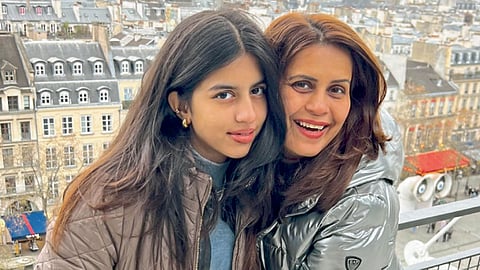 actress sonali khare and sanaya anand