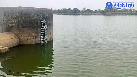 Water from the lake that supplies water to the city of Yewla.