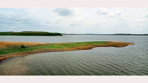 Katepurna dam water storage