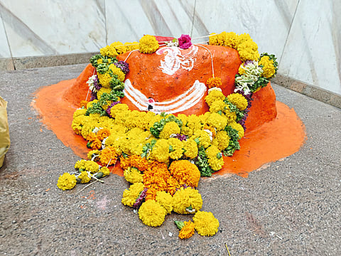 गलांडवाडीतील म्हसोबाचे टुमदार मंदिर