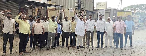 सुळे यांच्या विजयानंतर भोरमध्ये कार्यकर्त्यांकडून फटाके फोडून आनंदोत्सव