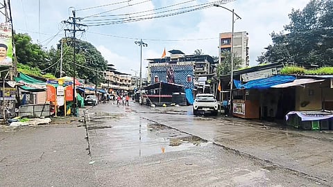 बदलापुरात चौकाचौकात शुकशुकाट!