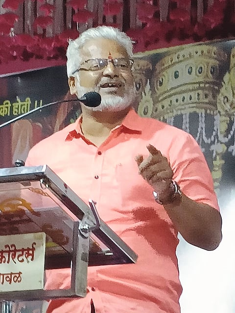 सण, उत्सवाला मूळचे
वैभवशाली रूप मिळावे