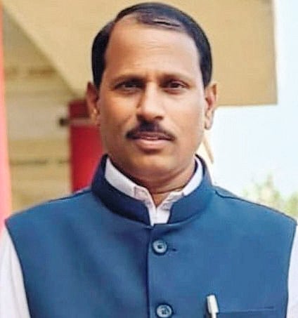 शिक्षक लोकशाही आघाडीच्या अध्यक्षपदी डोंगरे