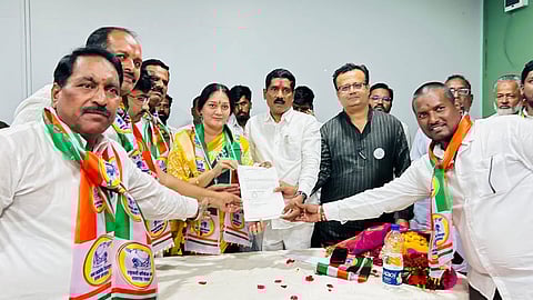 Former Mla Sangita Thombre