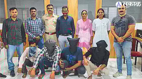 Officers and employees of the anti-narcotics squad along with the four suspects arrested on Friday in connection with the sale of MD drugs.