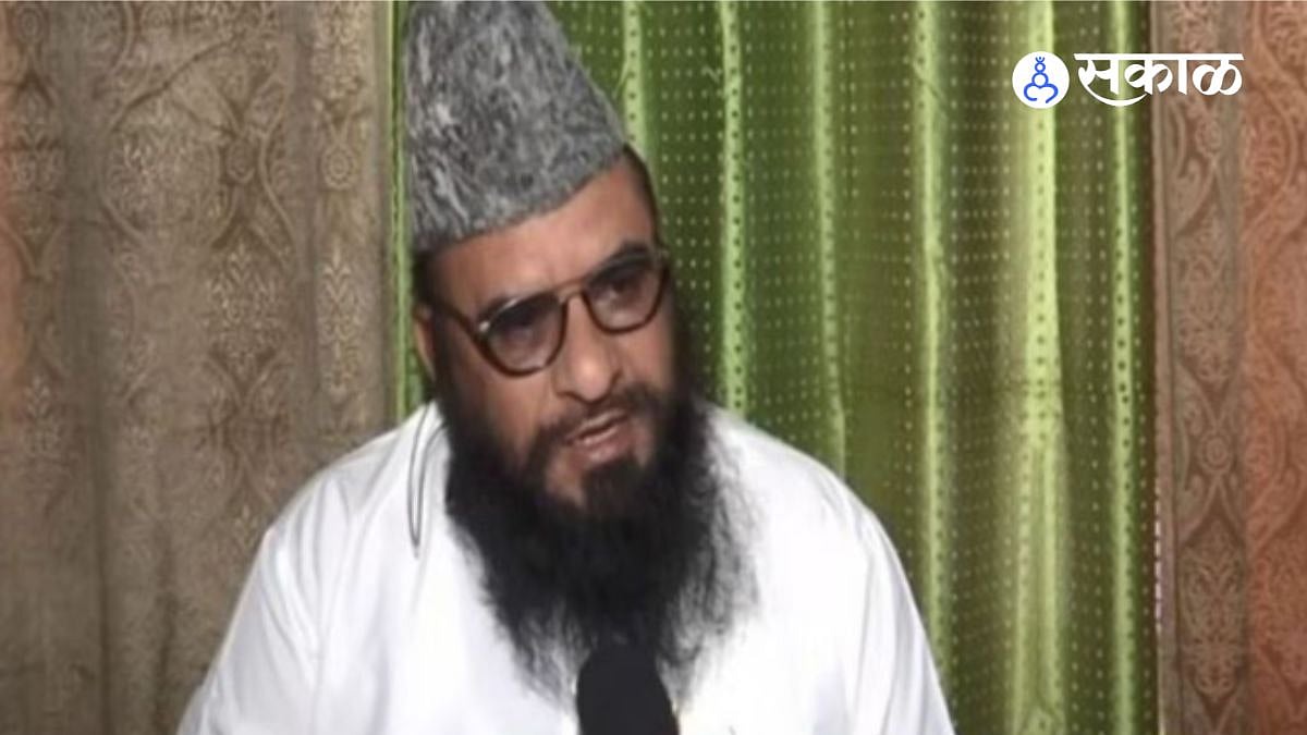 Imam Rashid: मौलाना रशीद यांनी EVMवर कमळासमोरचं दाबल बटण! भाजपनं ...