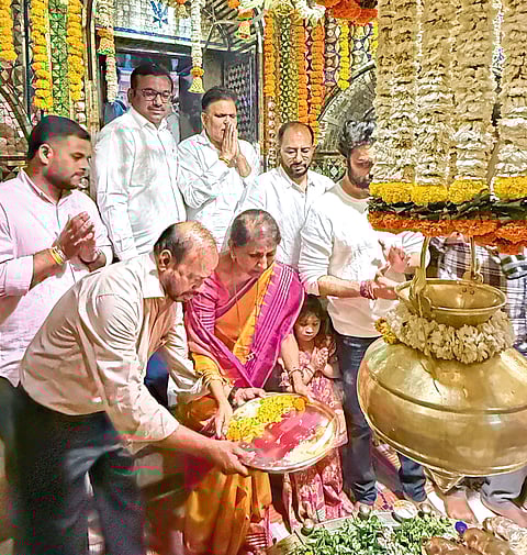 पालघरनगरीत हर हर शंभो!