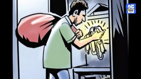 Police investigation underway after a shocking theft during a dinner party in Satara, where guests’ gold jewelry was stolen."