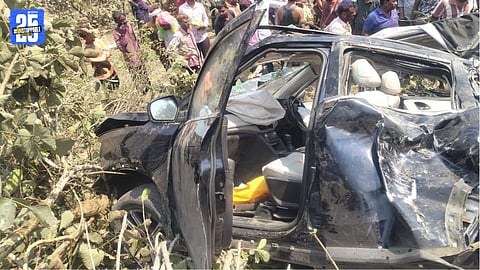 Mahindra 700 Car Accident