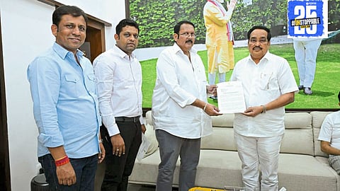 Udayanraje Bhosale meets Union Minister C. R. Patil to discuss the proposal for creating an independent authority for Krishna River conservation and management.
