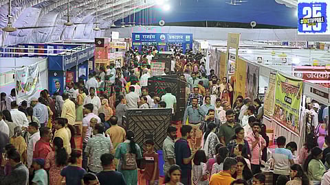 Books bring coolness to the scorching heat at Sakal Book Festival’s third day, with a packed house of literature enthusiasts."