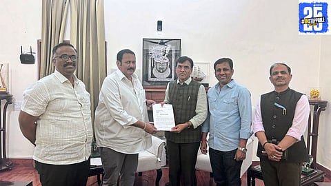 Udayanraje Bhosale meets with the Union Sports Minister to discuss the urgent need for the ESIC hospital's construction.