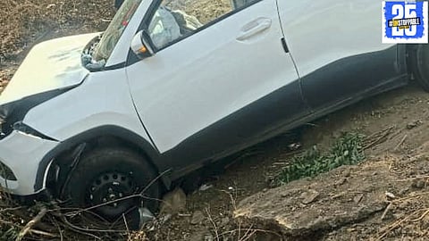 "Fatal accident on Pune highway results in the death of an ex-soldier and leaves three others seriously injured."