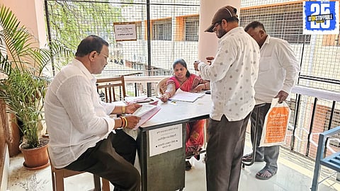 11 applications were filed on the first day, including former chairperson Shivdare, Hasapure, and Patil among the applicants."