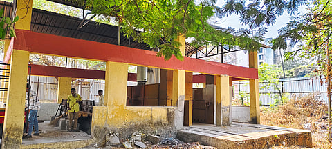 पर्यावरणपूरक शवदाहिनी वापराविना धूळखात