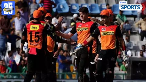 Australia All rounder Moises Henriques 