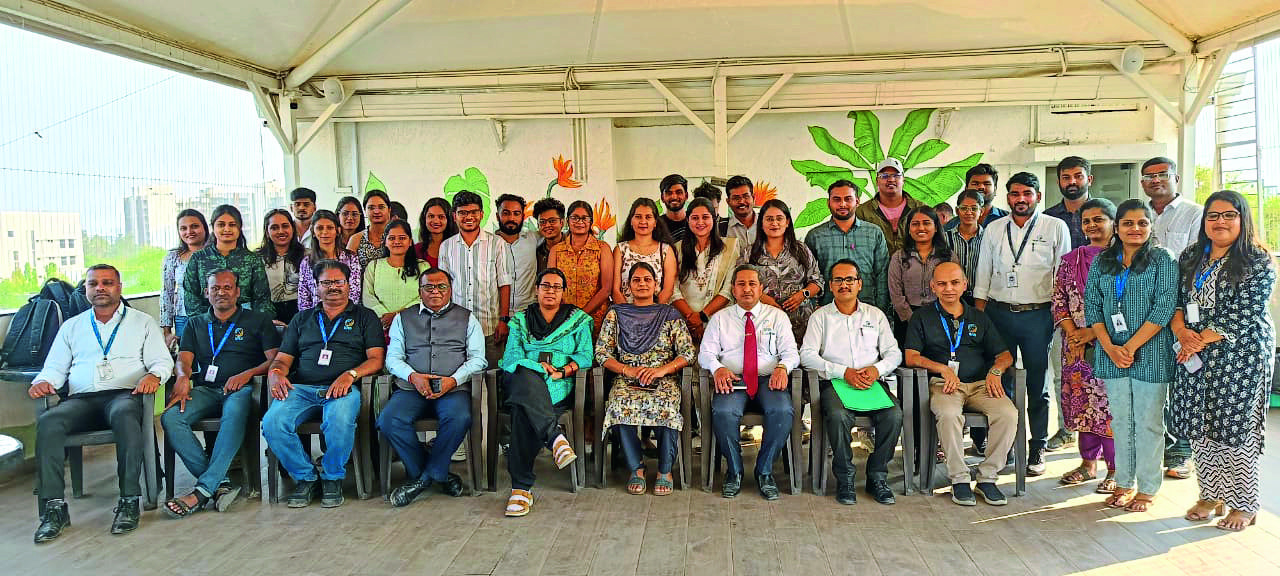 मॉडर्न कॉलेज ऑफ फार्मसी महाविद्यालय