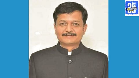 Santosh Patil highlights the success of the CM Employment Generation Scheme, with 985 industries benefitting and the district achieving 136% of its target."