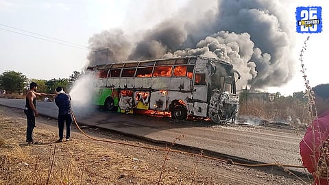 Boramani: Municipal city bus gutted in fire, but passengers were saved in time due to the driver's quick response.