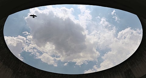 ढगाळ वातावरणामुळे उकाड्यापासून दिलासा