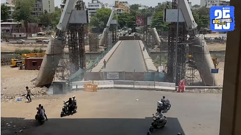 Authorities shut Bhide Bridge in Pune due to metro work near Deccan Gymkhana station, causing major traffic disruptions and commuter inconvenience.