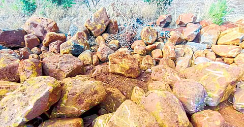 Bololi, Sateri Mountain Range