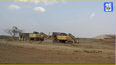 ring road work poclain