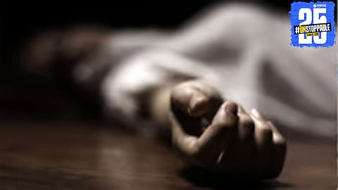 Bitargaon: Woman dies during borewell pump removal as rope snaps; tragic moment witnessed by her son.