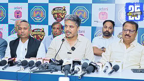 Rohit Pawar discusses the new MCA Cricket Academy project with Solapur Municipal Corporation officials at the proposal signing ceremony.