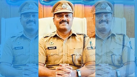 Somnath Gharge (Left), New SP of Ahilyanagar; Rakesh Ola (Right), Transferred to Mumbai