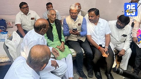 Sharad Pawar Dr. Baba Adhav is a Pillar of Maharashtra’s Social History