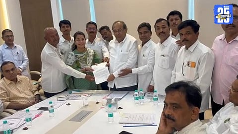 mp praniti shinde and radhakrsihna vikhe patil