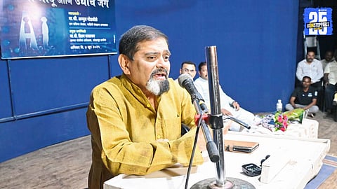 Achyut Godbole speaking on the future of artificial superintelligence and its serious implications on global employment.