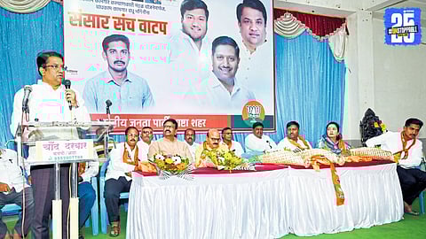 Rahul Mahadik addressing a rally in Ashta; announces BJP’s decision to go solo in municipal elections